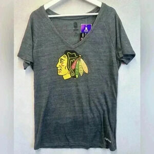 CHICAGO BLACKHAWKS T-Shirt Women's Sz 2XL Gray V-Neck 88 Patrick Kane NHL Hockey